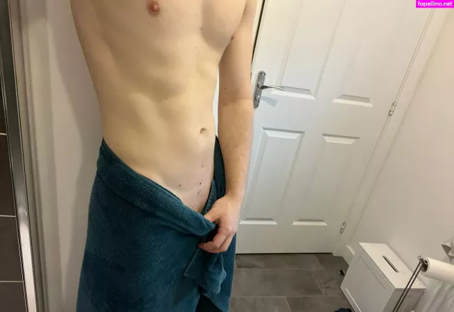 Lee Ritchie OnlyFans Thumbnail #J7xqlLJNac