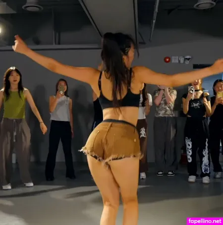 Lee Seoin OnlyFans Thumbnail #1iNHhJDbiJ