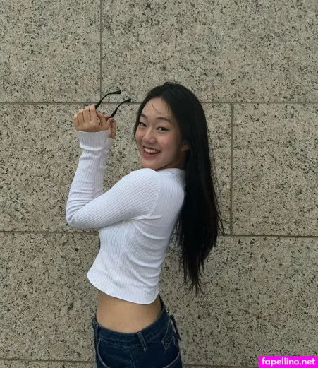 Lee Seoin OnlyFans Thumbnail #3FEX8wzaoy