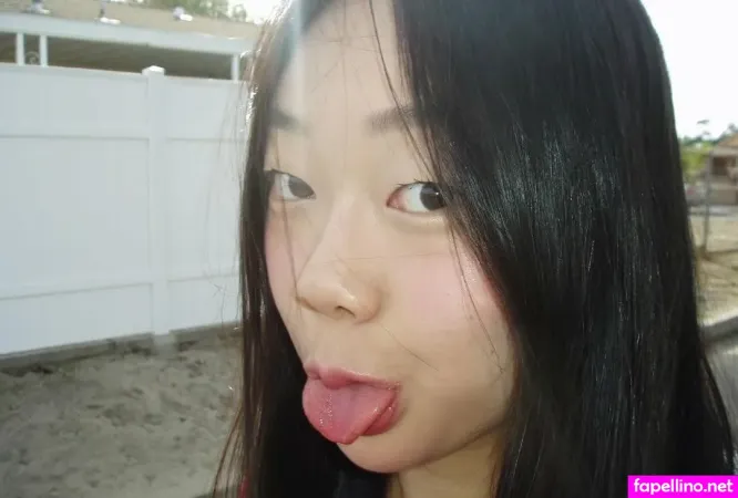 Lee Seoin OnlyFans Thumbnail #9Knd9Bpr3m