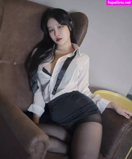 Lee Seol OnlyFans Thumbnail #33perJdCgq