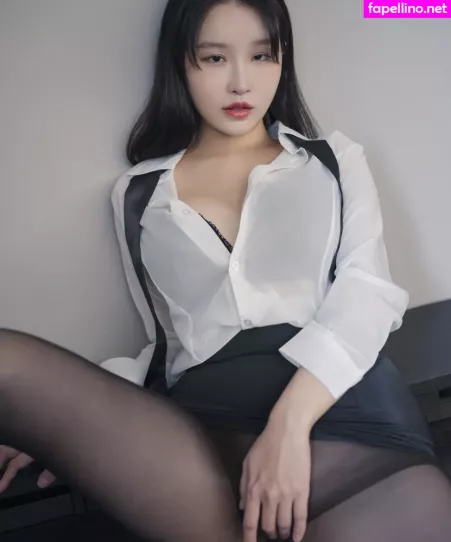 Lee Seol OnlyFans Thumbnail #AXleN3p4vk