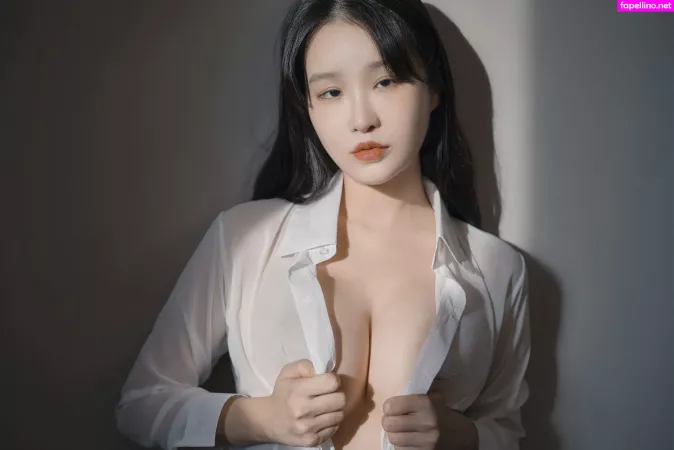 Lee Seol OnlyFans Thumbnail #CJ9sfIHyBq