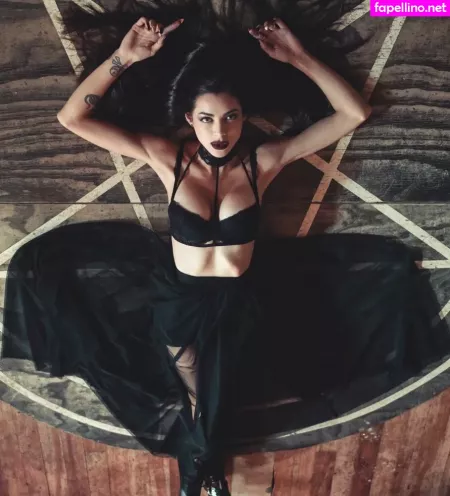 Leeanna Vamp OnlyFans Thumbnail #QlYrc9zSn5