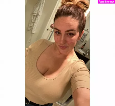 Leeanne OnlyFans Thumbnail #QzTYomjTVi