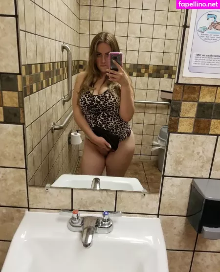 Leeanne OnlyFans Thumbnail #RZgf3lFdip