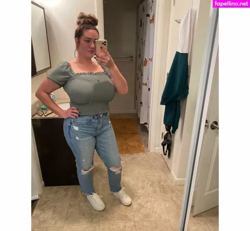 Leeanne OnlyFans Thumbnail #dmMM49lONG