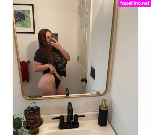Leeanne OnlyFans Thumbnail #s7ji6FhgN6