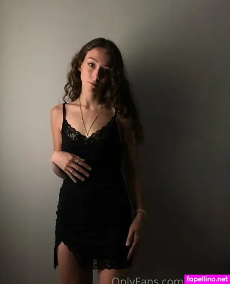 Leeaof OnlyFans Thumbnail #mDkRzngQg3