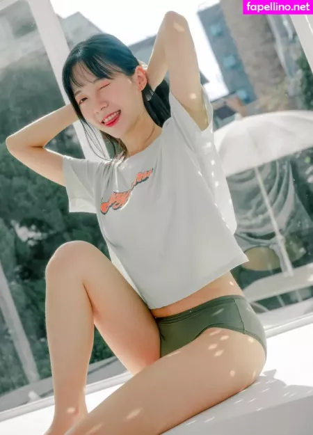 Leeesovely OnlyFans Thumbnail #CCwhEEdzQg