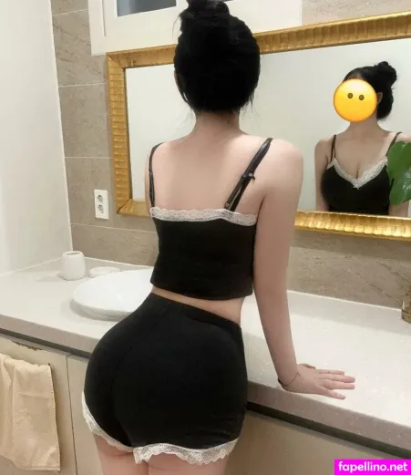 Leekkung OnlyFans Thumbnail #bHlzL2k0tY