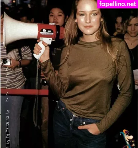 Leelee Sobieski OnlyFans Thumbnail #KyEkSIjb3X