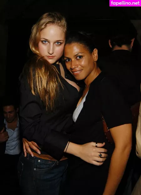 Leelee Sobieski OnlyFans Thumbnail #jXBXnElkSB