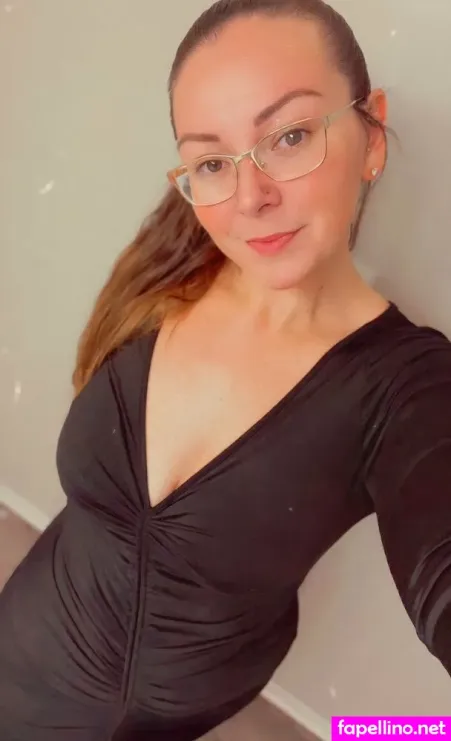 Leeleexxxo OnlyFans Thumbnail #18EbaRoDyz