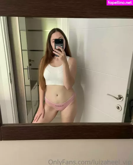 Leeloo Lee OnlyFans Thumbnail #P0zuhbE8ux