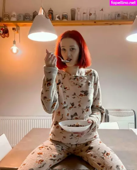 Leelooflame OnlyFans Thumbnail #K0L00rnbRa