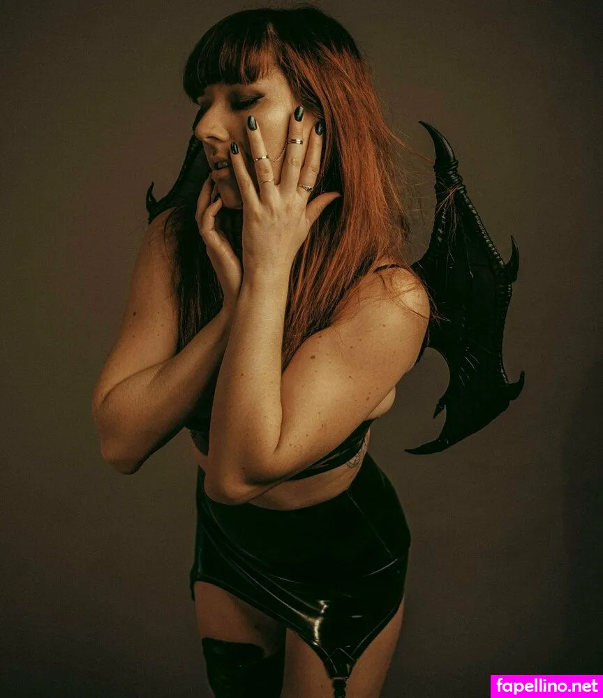 leelou_laridan, leeloufree Nude Leaked OnlyFans Photo #MeO7HRkSql