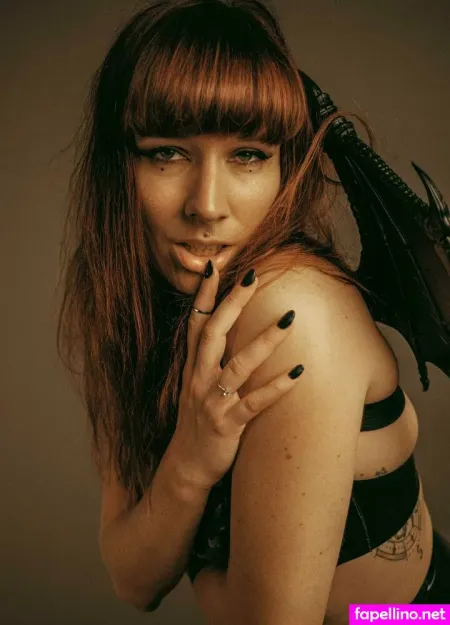 Leeloufree OnlyFans Thumbnail #yCsTUUSpca