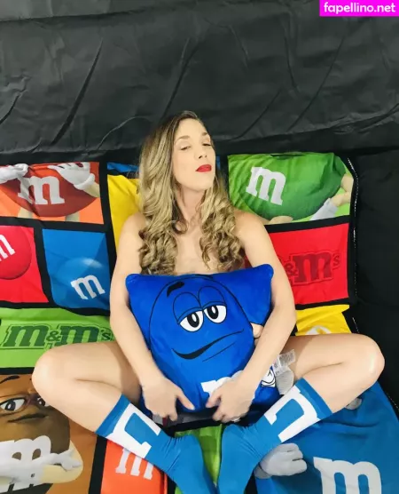 Leeshalynne OnlyFans Thumbnail #ZkJxPpybsO