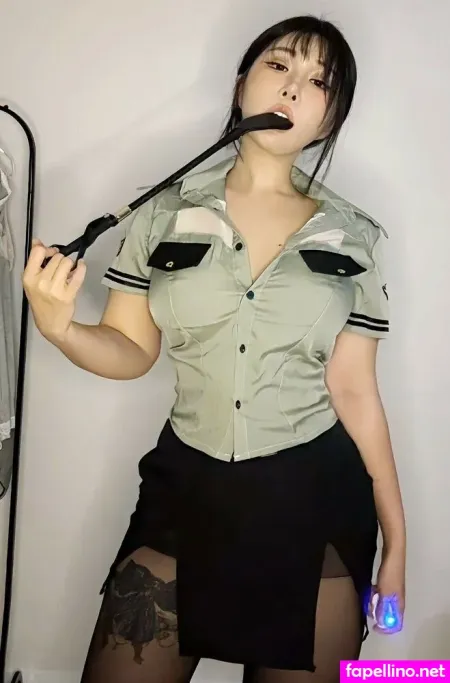 Leeyuin OnlyFans Thumbnail #Y8AYx3tNpB