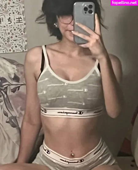 Leez OnlyFans Thumbnail #4RhHsIRGVm