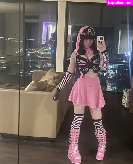 Leez OnlyFans Thumbnail #RGVprBcPxS