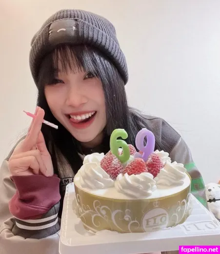 Leezi OnlyFans Thumbnail #D2vUDjSBA4