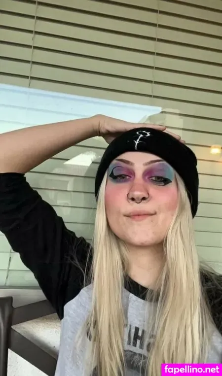 Left Fordread OnlyFans Thumbnail #CvTcNou40y