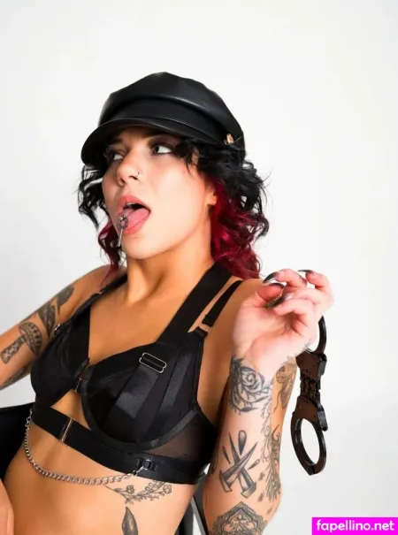 Leftsharkcait OnlyFans Thumbnail #5q7xv30LNZ