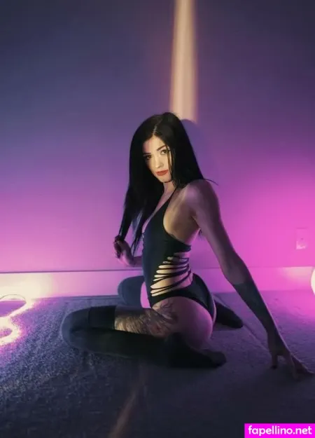 Legallybrunettebabe Main Profile Photo