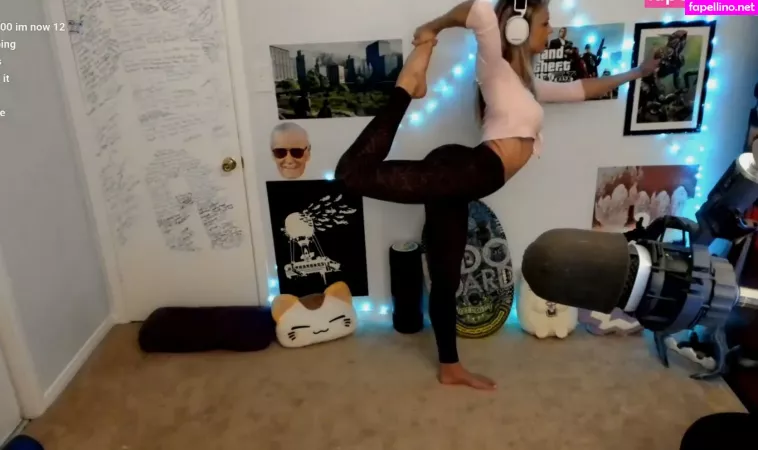 Legendary Lea OnlyFans Thumbnail #548rDbX5eB