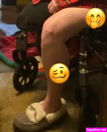 Leglessdesires OnlyFans Thumbnail #WNF8dpq5QR