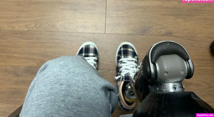 Leglessdesires OnlyFans Thumbnail #xe29WrJbnG