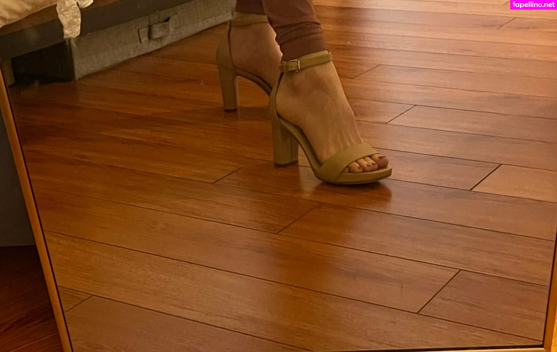 ciarahanna20, legsfeetrepeat Nude Leaked OnlyFans Photo #CoZM1Nm8el