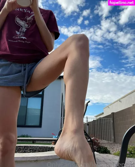 Legsfeetrepeat OnlyFans Thumbnail #xYT2igH4L2