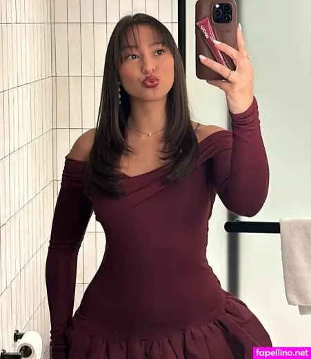 Legswithshmegs OnlyFans Thumbnail #P3xt4EPdDr