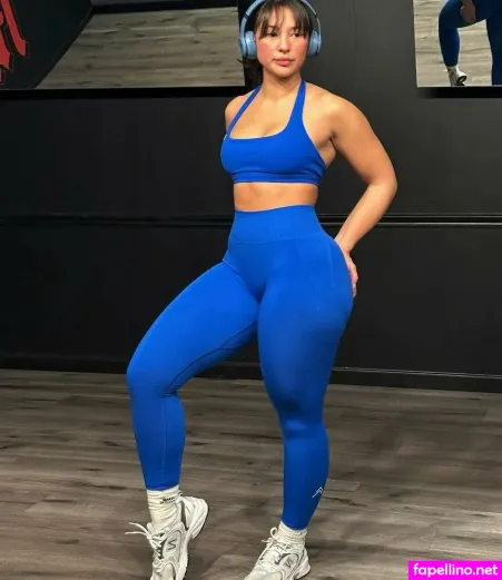 Legswithshmegs Main Profile Photo