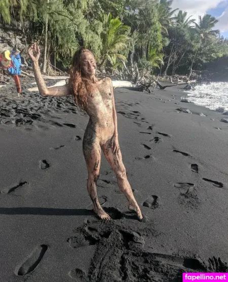 Lei Lilium OnlyFans Thumbnail #J25PZz2DWR