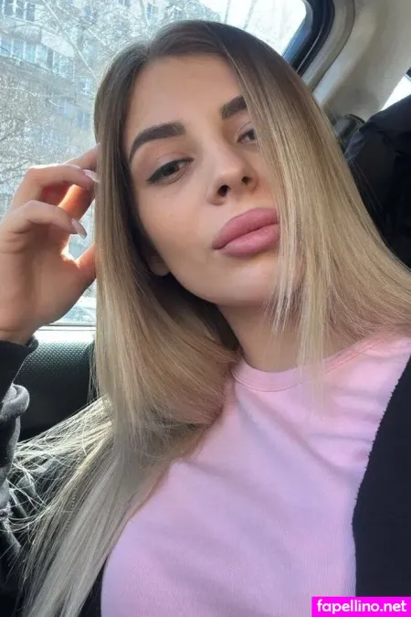 Leiabelle OnlyFans Thumbnail #fWDxCMpaHm