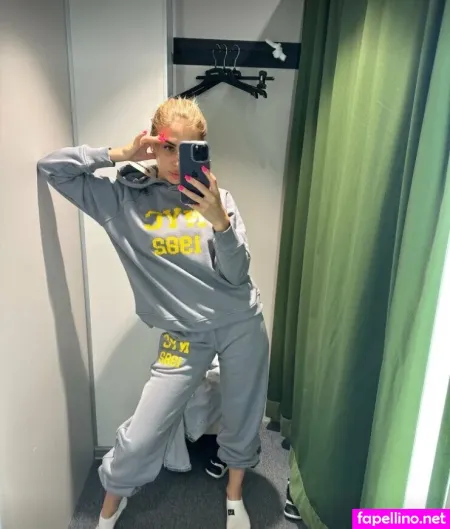 Leiabelle OnlyFans Thumbnail #m2GcFIUbXY