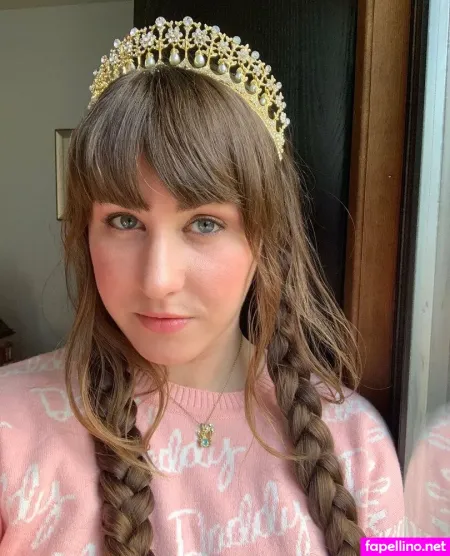 Leialovelynfree OnlyFans Thumbnail #GidmC5xqWx