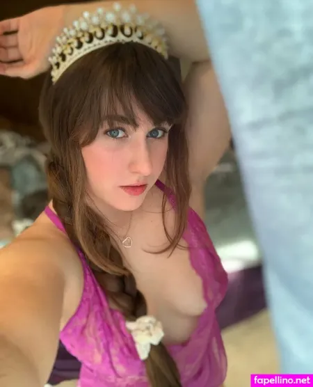 Leialovelynfree OnlyFans Thumbnail #H3AVvyaPDx