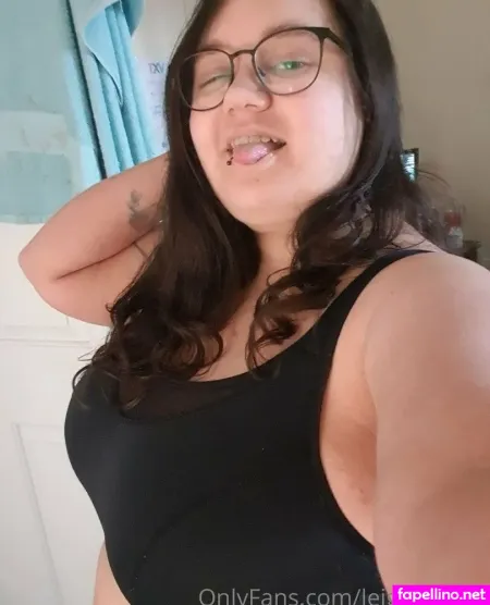 Leighkittenx OnlyFans Thumbnail #zfVKR2TzVh