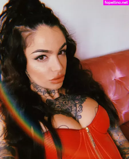 Leighravenx OnlyFans Thumbnail #PHeXGnM9kb