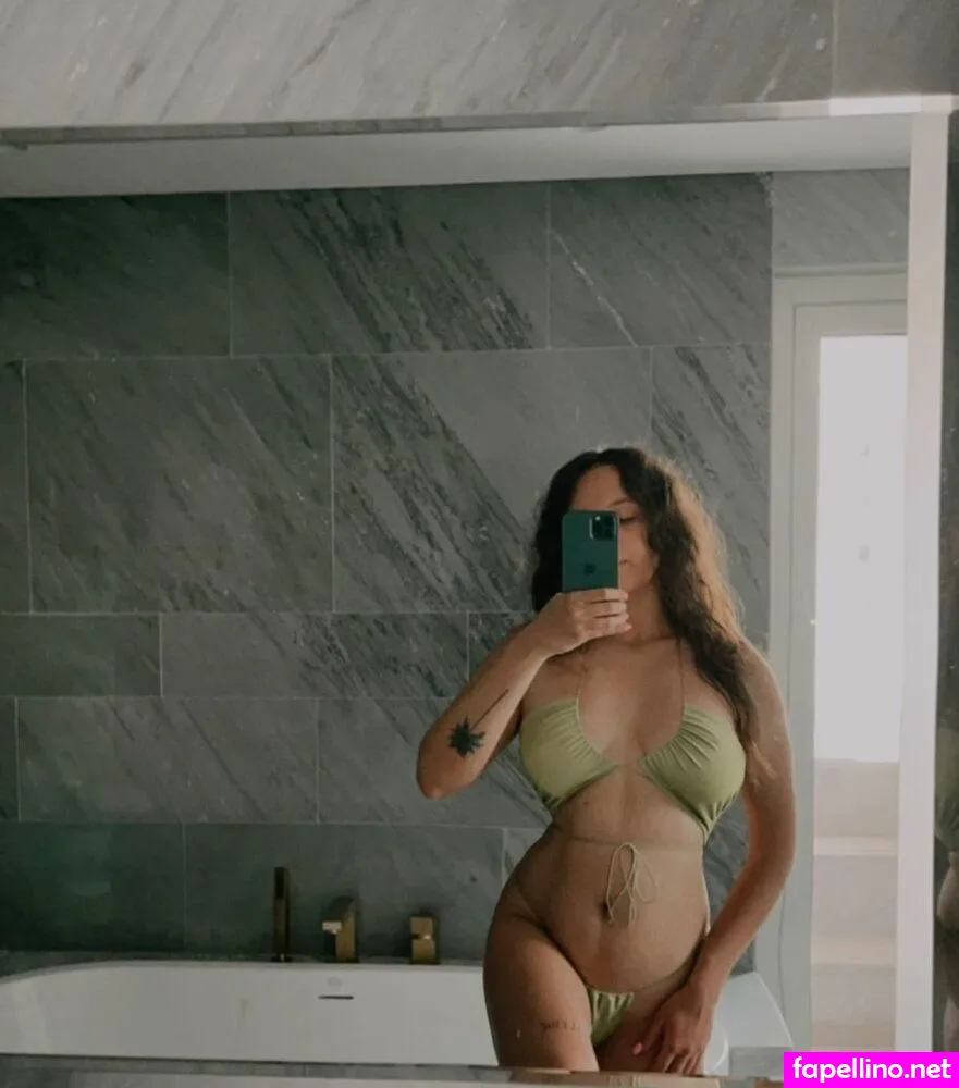 Leila Hadid Nude Leaked OnlyFans Photo #S8DmiIphKV