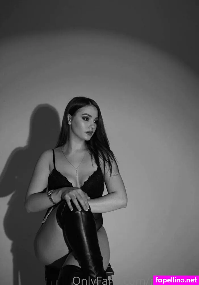 leila_hottie, wally025 Nude Leaked OnlyFans Photo #FwqSihhqaM