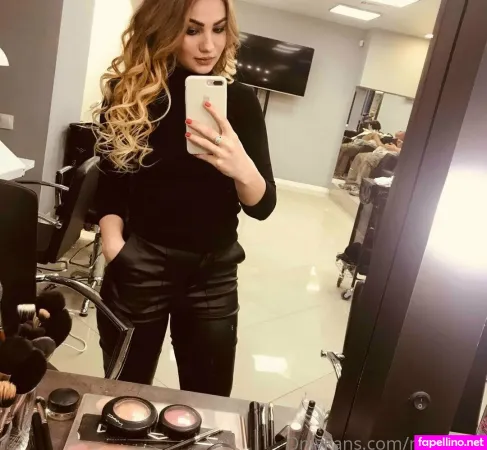 Leila Hottie OnlyFans Thumbnail #kmU5nZDssW