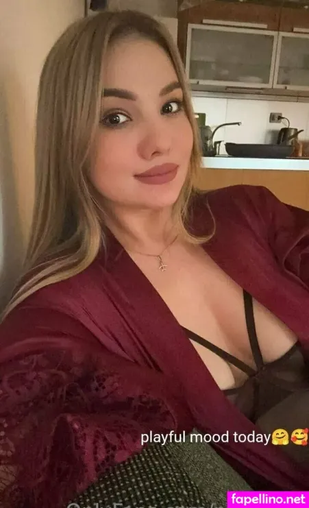 Leila Hottie OnlyFans Thumbnail #lNK5izROGm