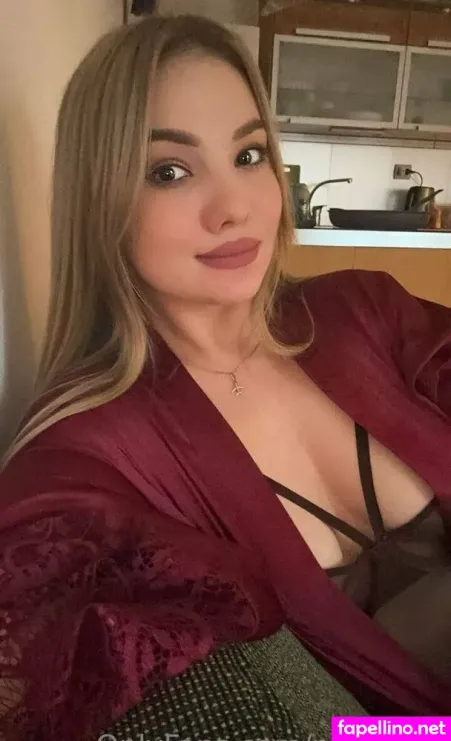 Leila Hottie OnlyFans Thumbnail #zRTHBLZduN