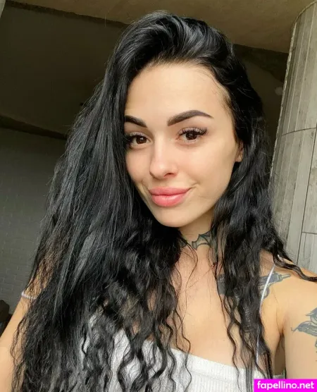 Leila Hotty Main Profile Photo